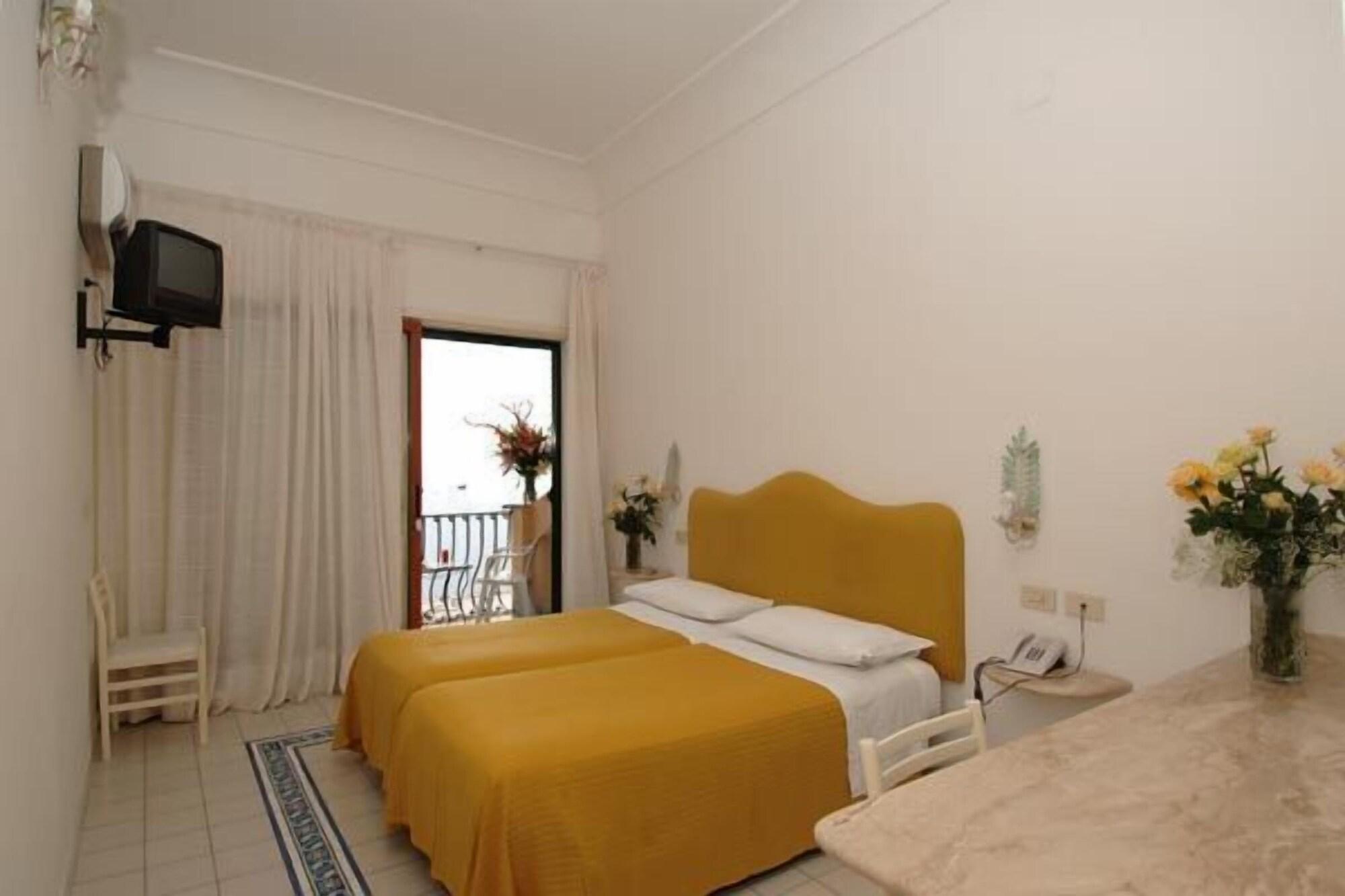 Hotel Pupetto Positano Exterior photo